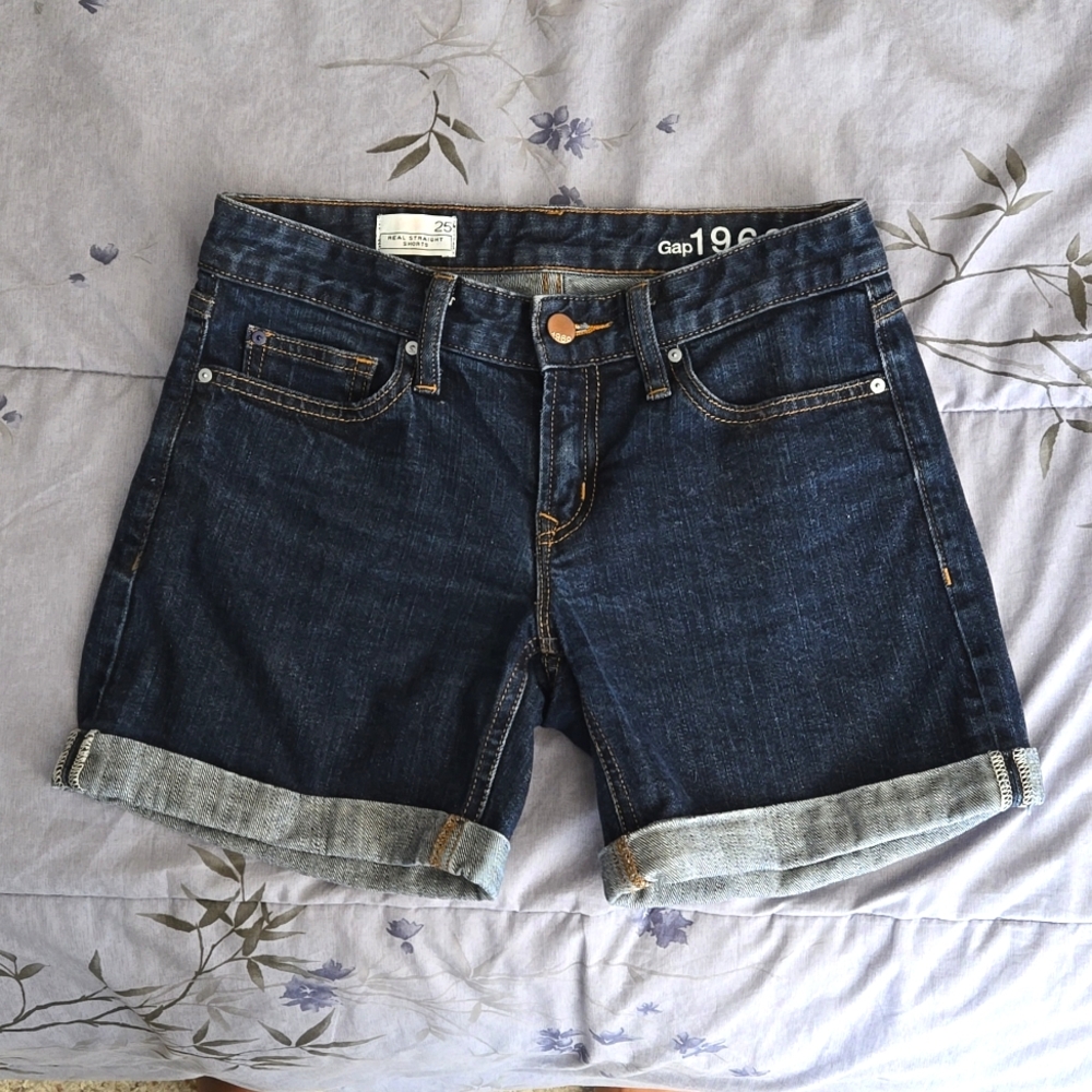 GAP Dark Wash Denim Shorts Size 25